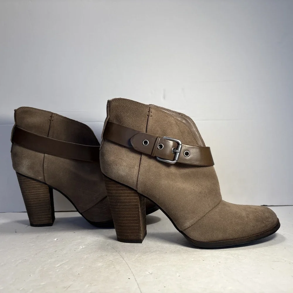 Size 9.5 BCBG Paris Kerinax Brown Buckle Ankle Boots Booties‎
